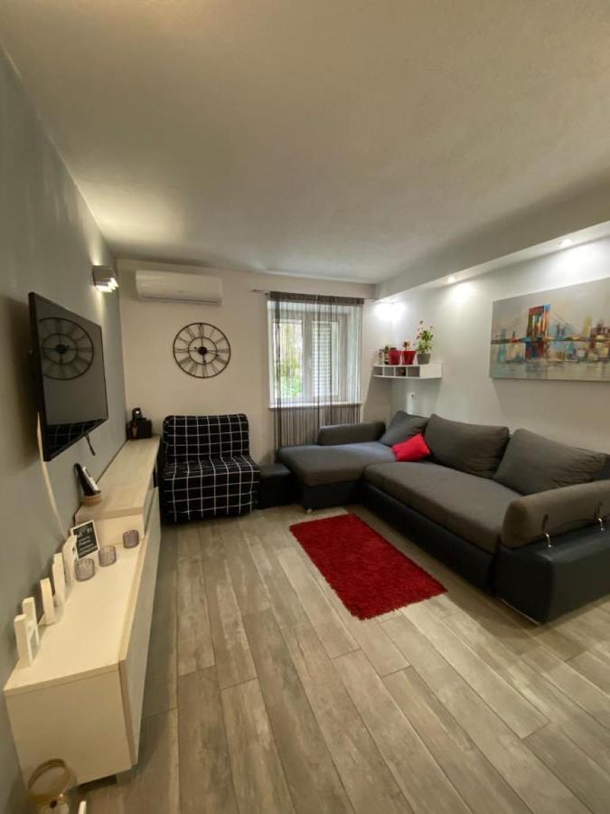 Guesthause Antonio Hotel Split Bagian luar foto